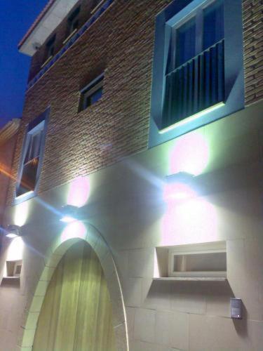 Hotel El Patiaz De La Reina Rana Таусте Экстерьер фото