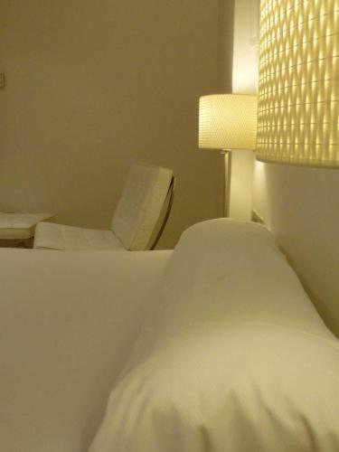 Hotel El Patiaz De La Reina Rana Таусте Экстерьер фото